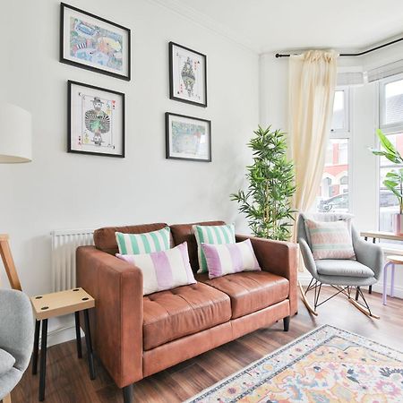 Fresh Cardiff Bay 2 Bedroom House- 3 Tv'S Bagian luar foto