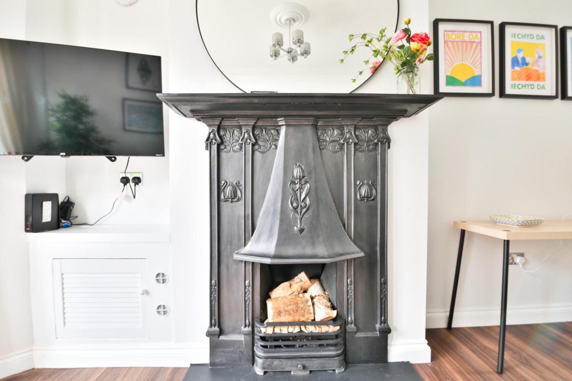 Fresh Cardiff Bay 2 Bedroom House- 3 Tv'S Bagian luar foto