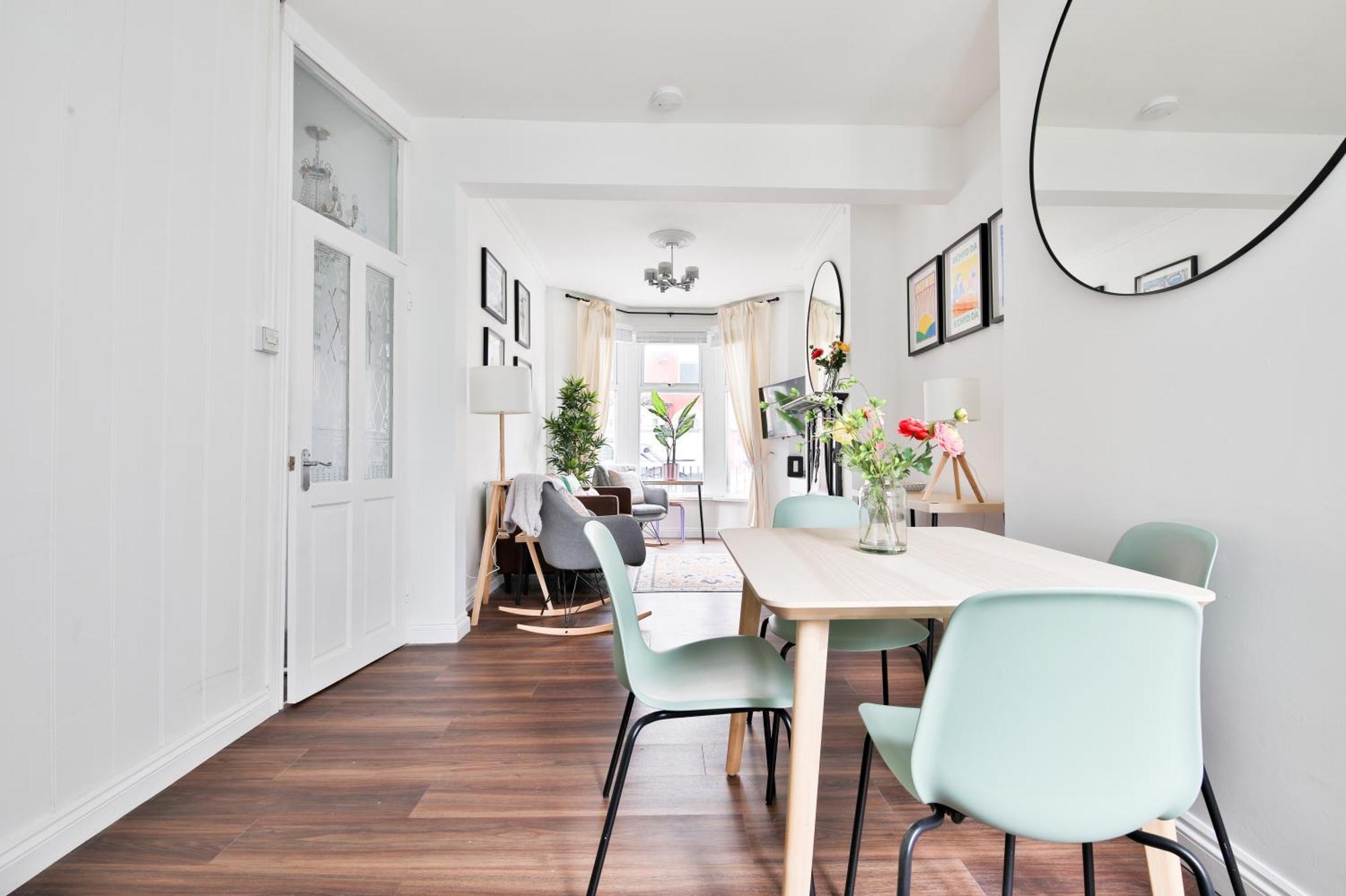 Fresh Cardiff Bay 2 Bedroom House- 3 Tv'S Bagian luar foto