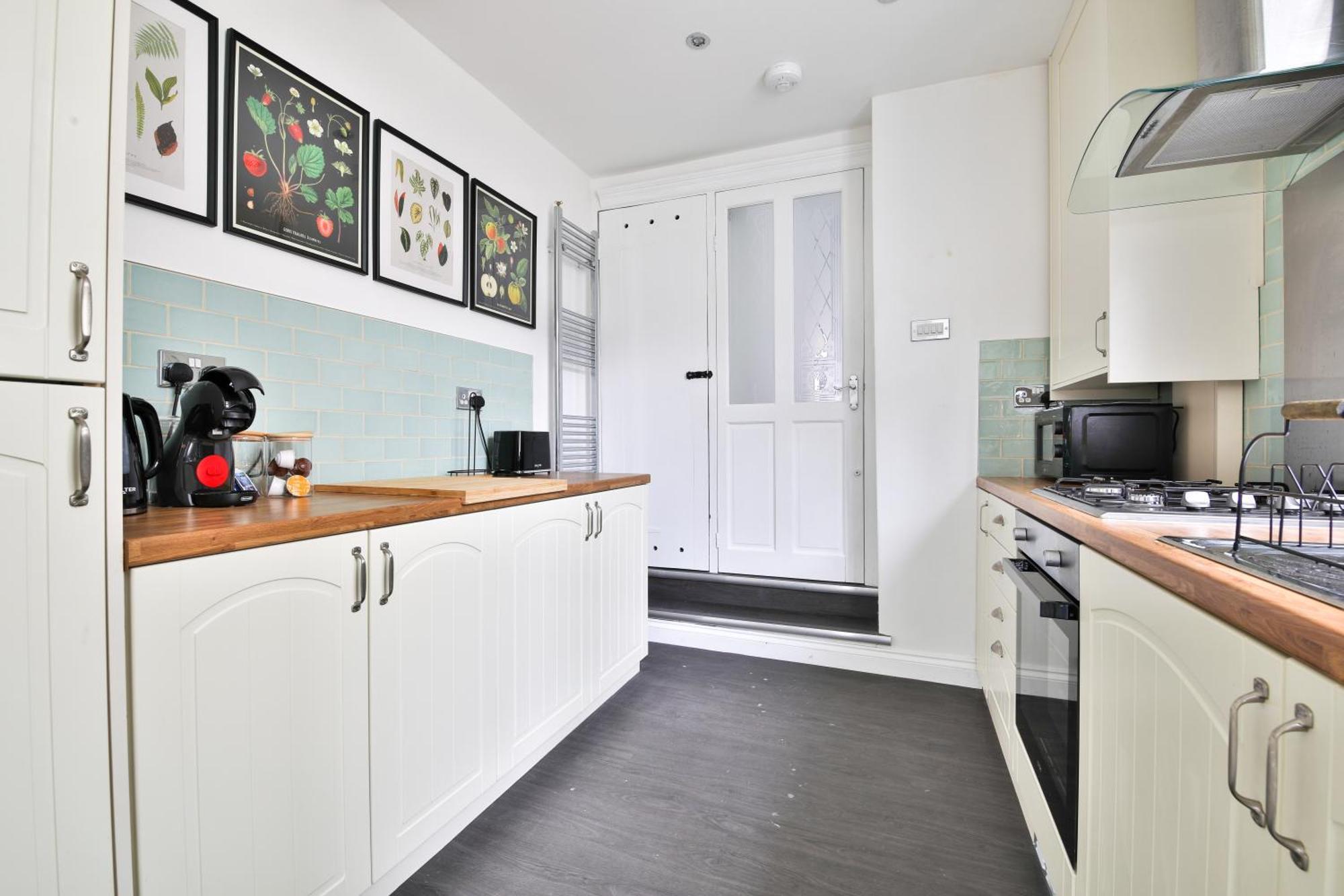 Fresh Cardiff Bay 2 Bedroom House- 3 Tv'S Bagian luar foto