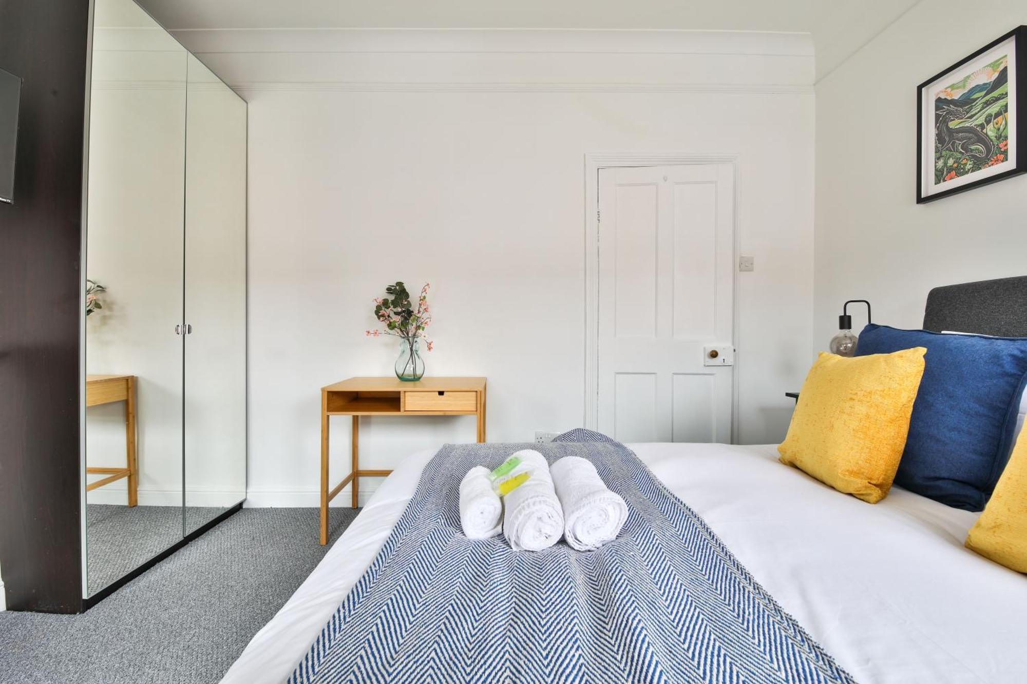 Fresh Cardiff Bay 2 Bedroom House- 3 Tv'S Bagian luar foto