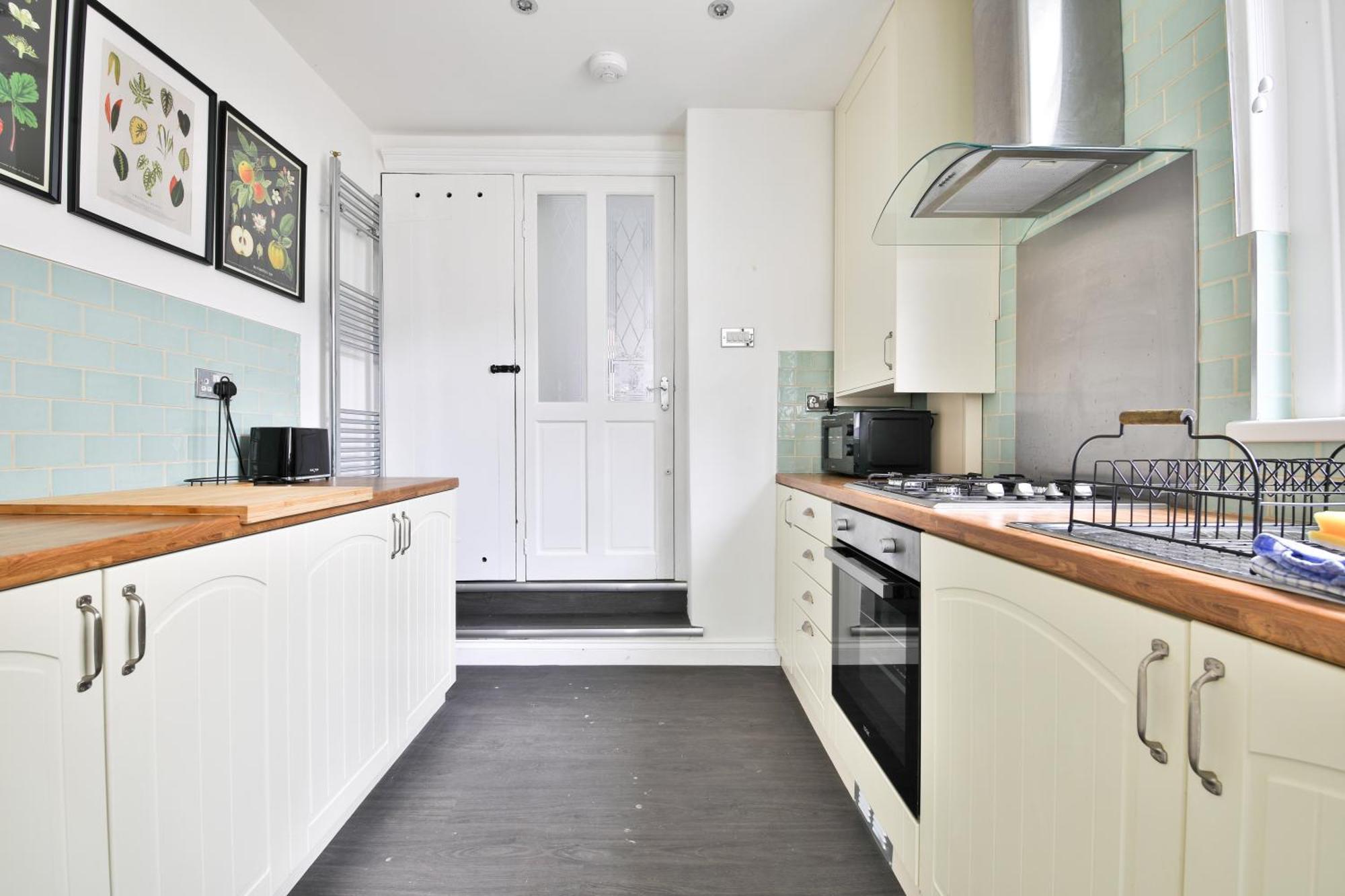 Fresh Cardiff Bay 2 Bedroom House- 3 Tv'S Bagian luar foto