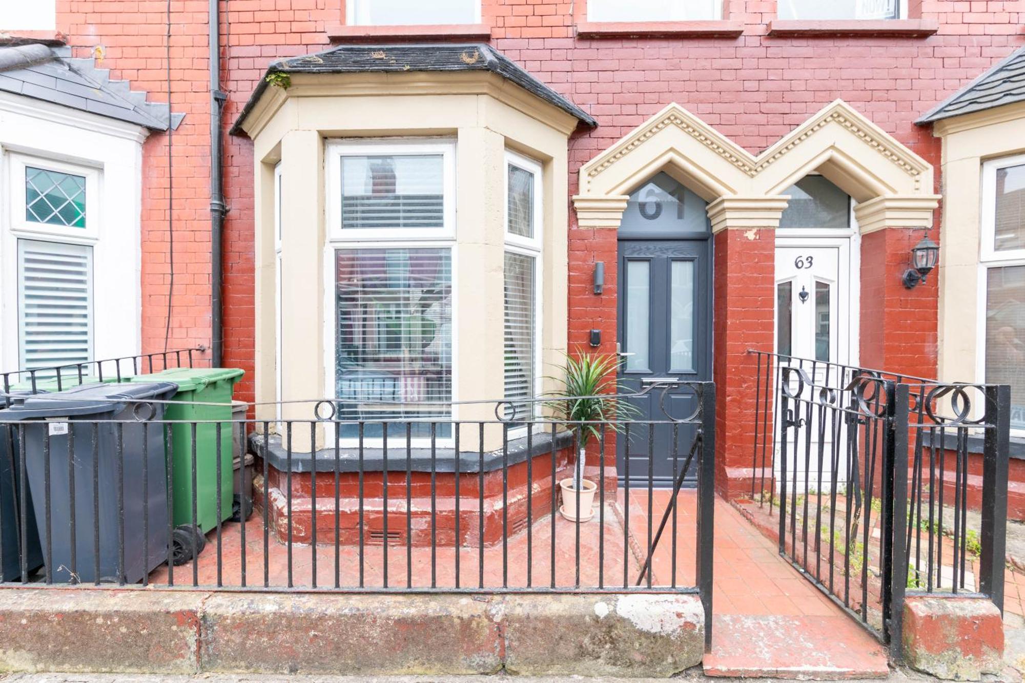 Fresh Cardiff Bay 2 Bedroom House- 3 Tv'S Bagian luar foto